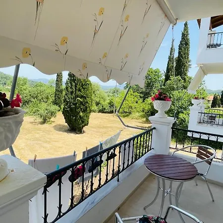 Апартаменты Deza *