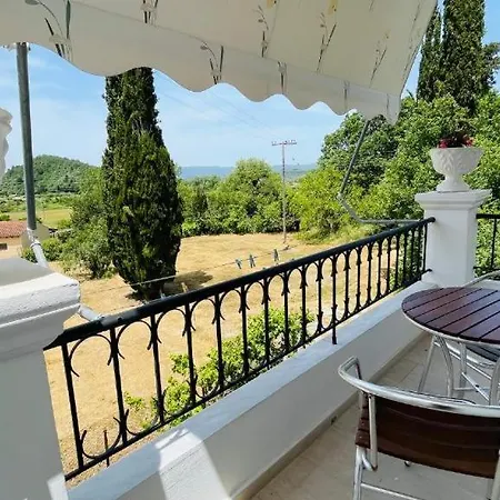 Deza Appartement Ermones